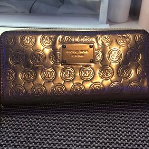 michael kors wallet